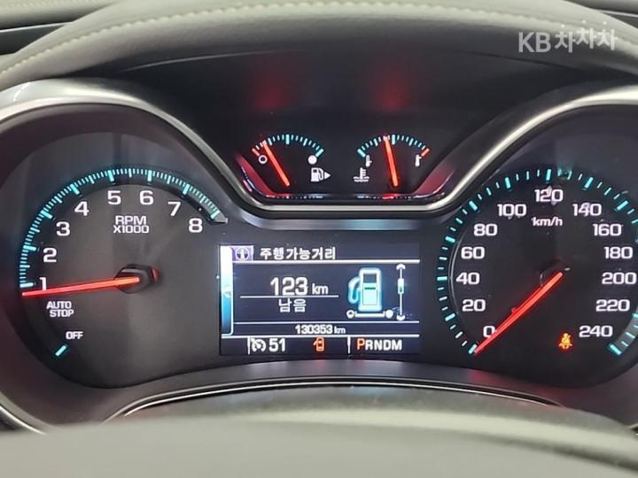 Chevrolet Impala 2.5 LT 7