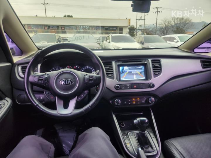 Kia Carens 2.0 LPI Prestige 10
