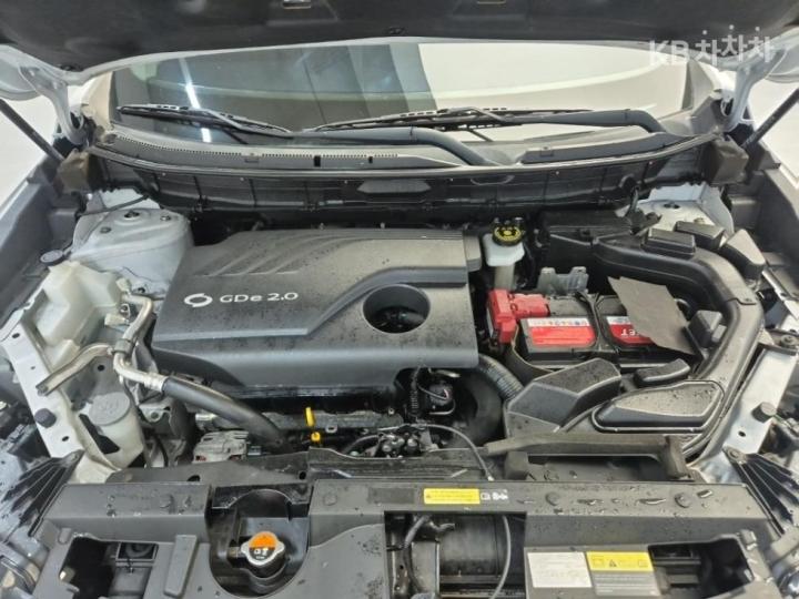 Renault QM6 Gasoline 2.0 2WD RE Signature 6