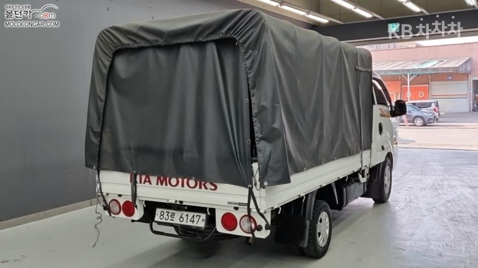 2018 - kia bongo iii