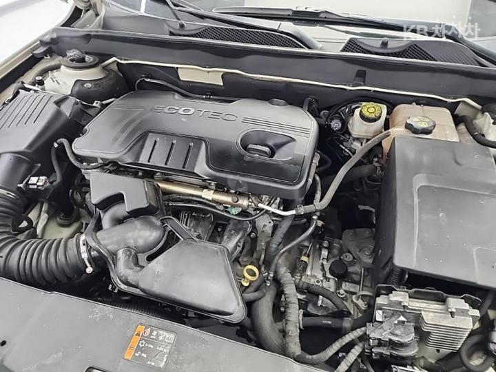 Chevrolet Malibu 2.0 LTZ Base Type 6