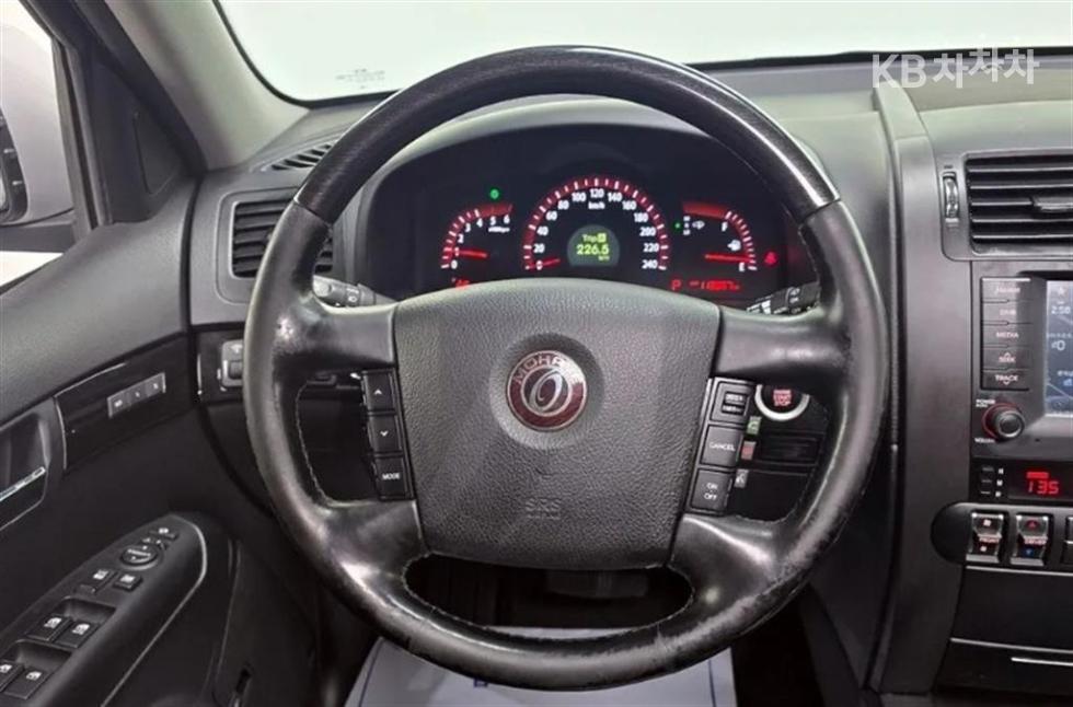 2014 - kia mohave