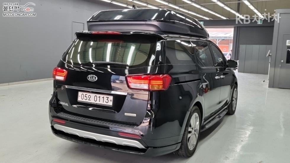 2016 - kia carnival