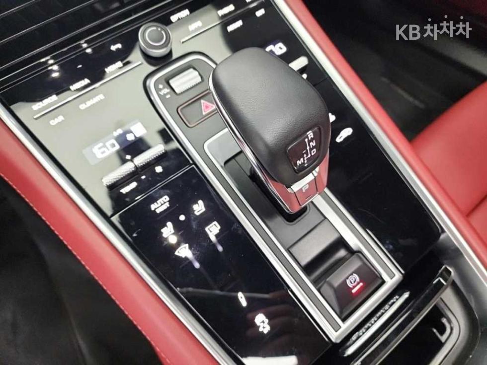 Porsche Panamera — miniaturë 8