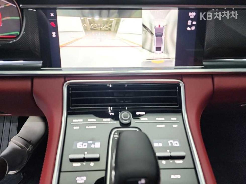 Porsche Panamera — miniaturë 10