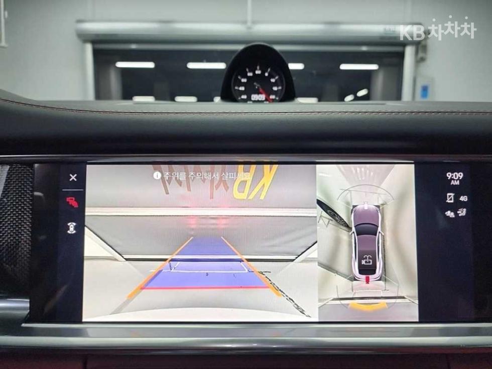 Porsche Panamera — miniaturë 17