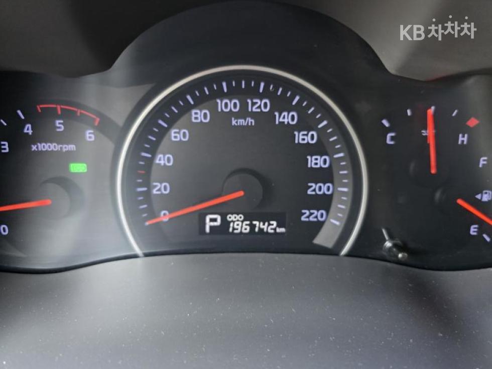 2017 - kia carnival