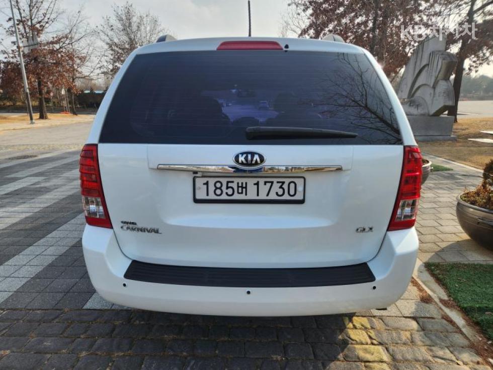 2014 - kia carnival