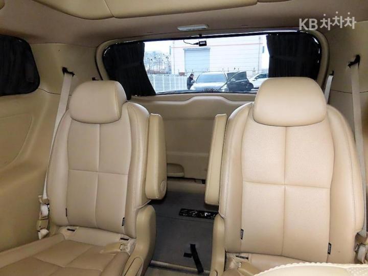 Kia Carnival High Limousine 3.3 Gasoline Noblesse Special 8
