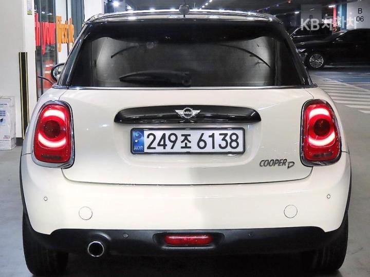 Mini Cooper 5 Duo D 1.5 Midtrim 6