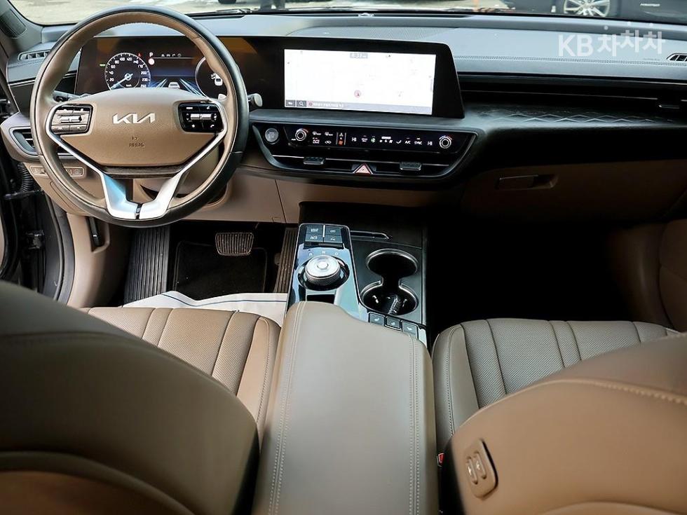 Kia K8 — miniaturë 5