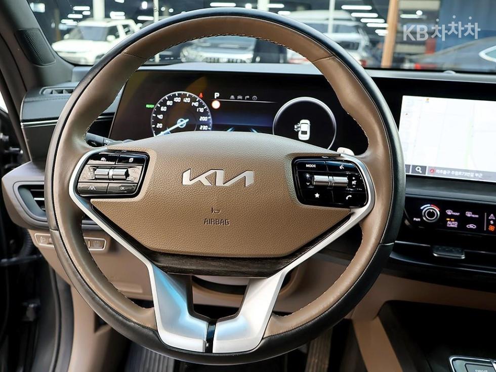 Kia K8 — miniaturë 8