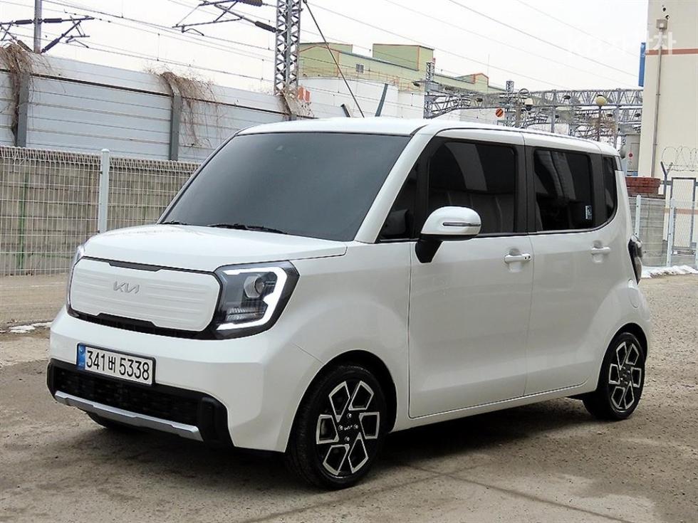 2023 - kia ray