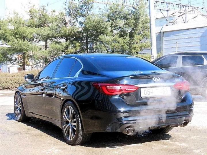 Infiniti Q50 3.5 S Hybrid Blue Sport Sensory 4