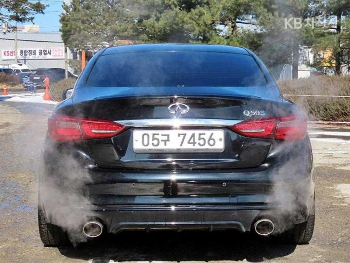 Infiniti Q50 3.5 S Hybrid Blue Sport Sensory 5