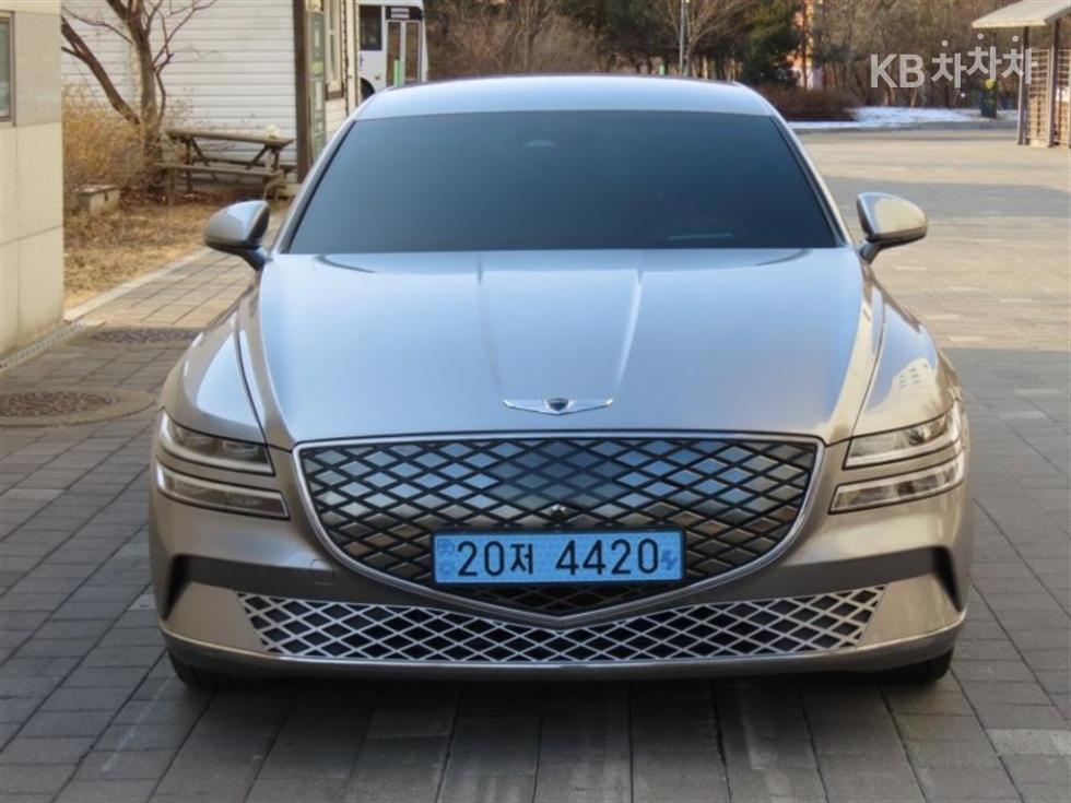 제네시스 ELECTRIFIED G80