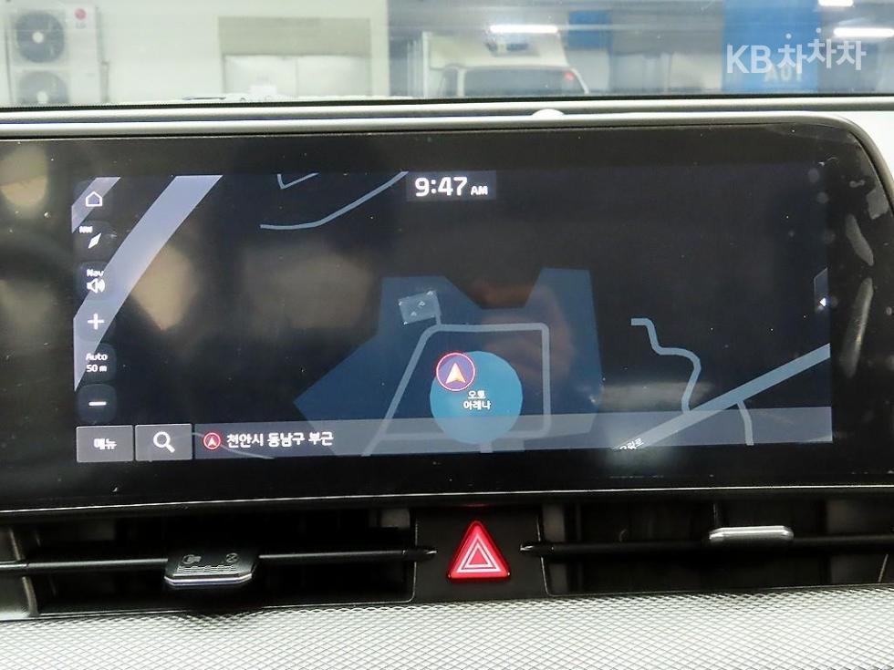 2023 - kia sportage