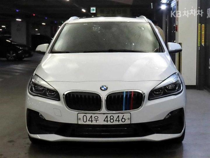 BMW 2 Series Active Tourer F45 Joy 3