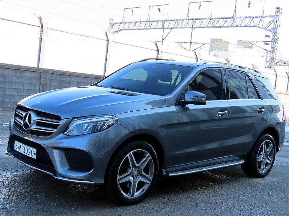 Mercedes-Benz GLE(W166) 350 d 4Matic 기본형 - фото 1