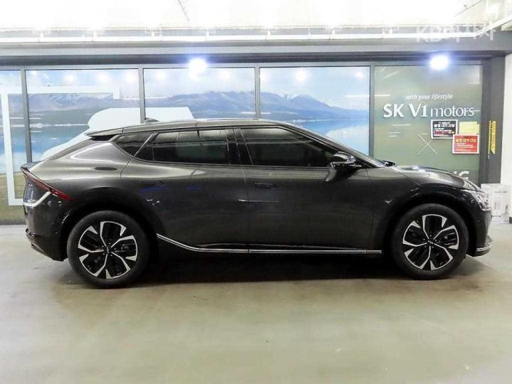 Kia EV6 Long Range 2WD Earth 4