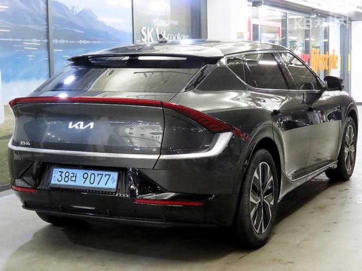Kia EV6 Long Range 2WD Earth 5