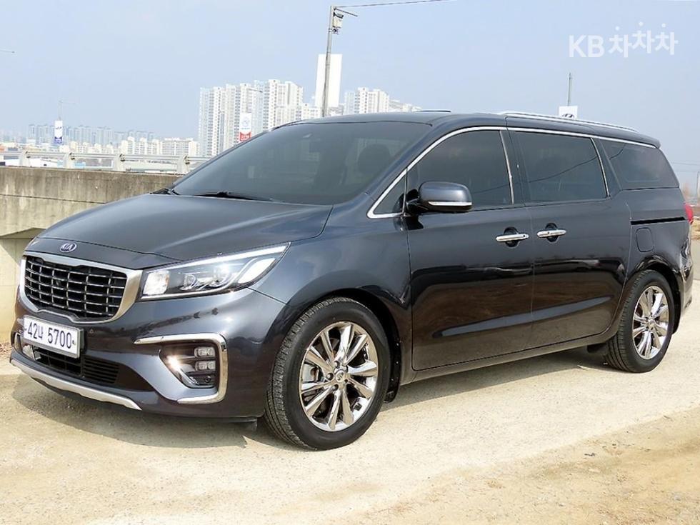 2019 - kia carnival
