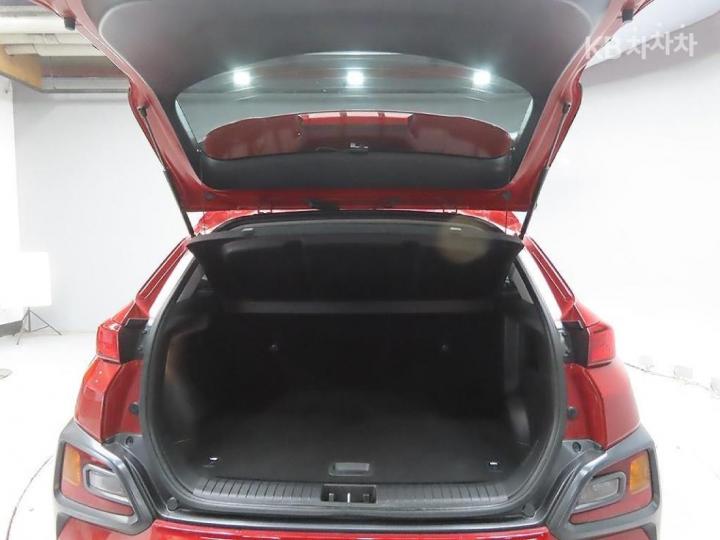 Hyundai Kona 1.6 Turbo Premium 10