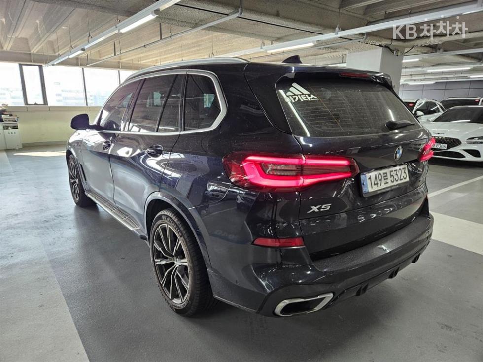BMW X5 — miniaturë 5