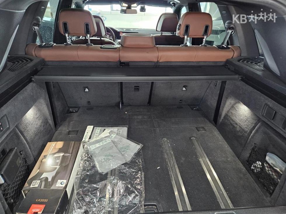 BMW X5 — miniaturë 6