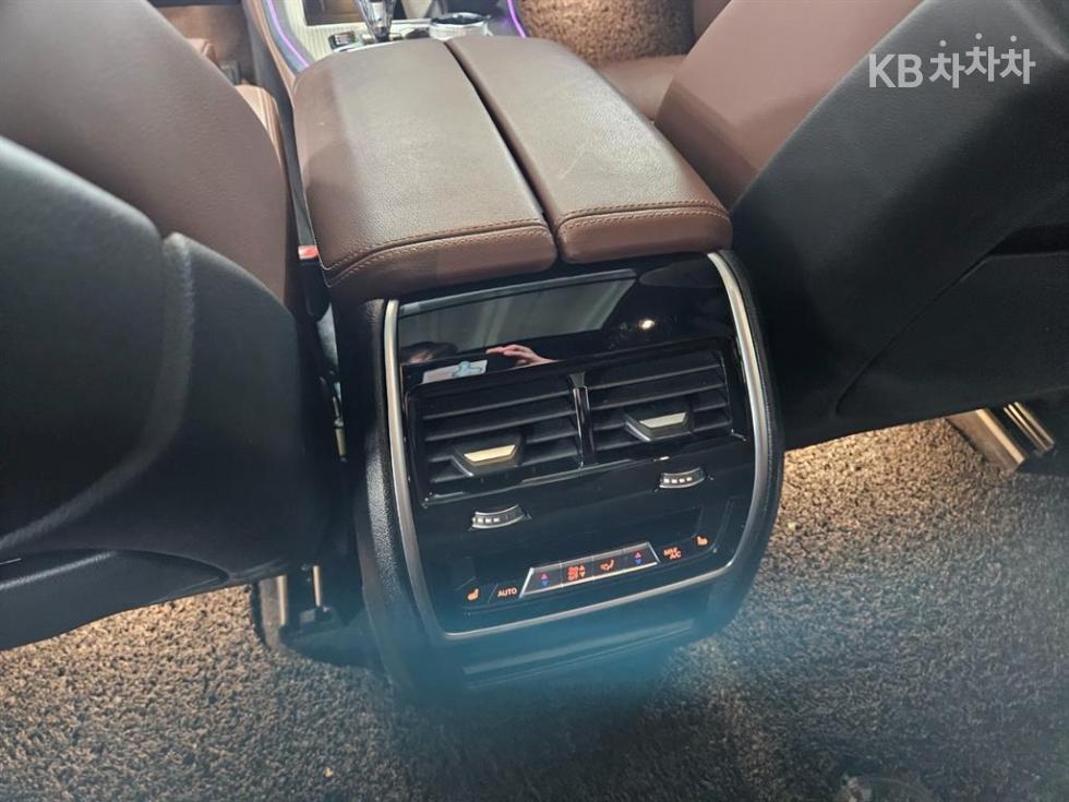 BMW X5 — miniaturë 12