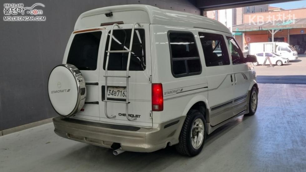 Chevrolet Astro — miniaturë 2