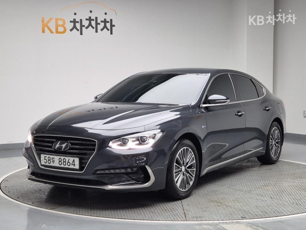 Hyundai 그랜저IG 하이브리드 익스클루시브 스페셜 - фото 1