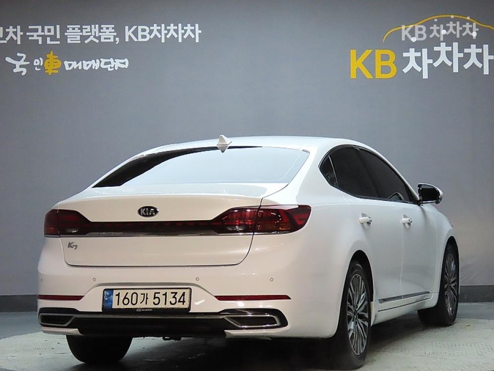 2020 - kia k7