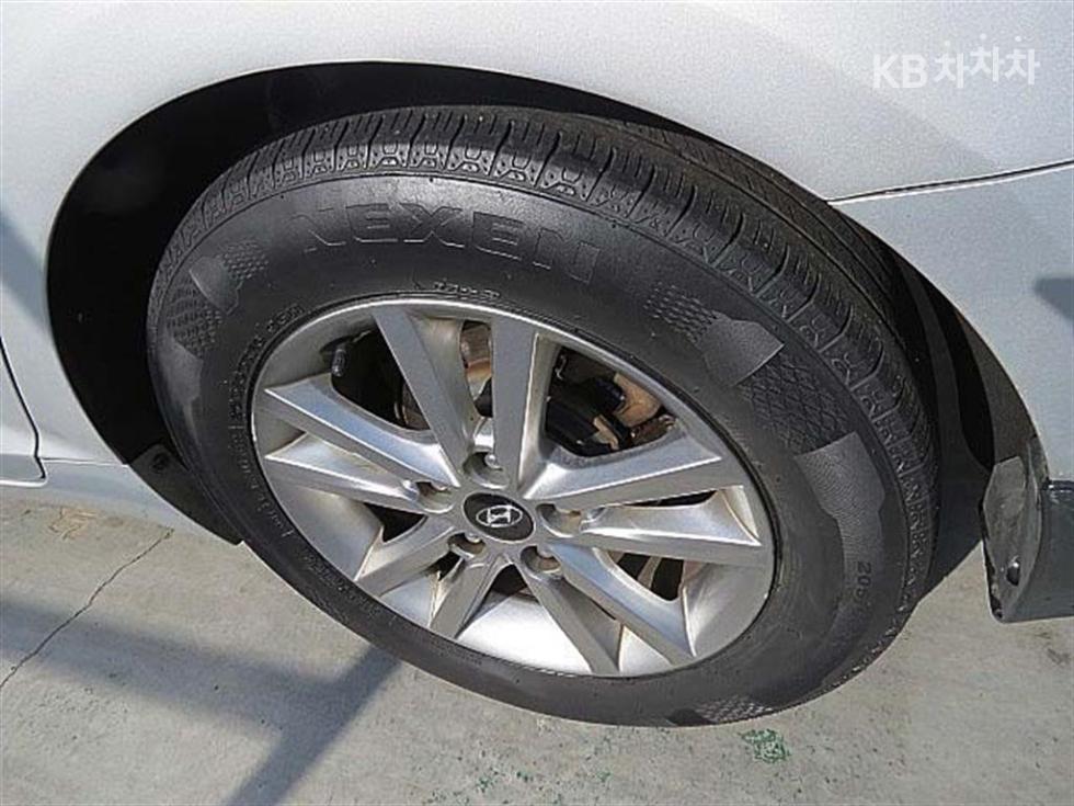 Hyundai Sonata — miniaturë 20