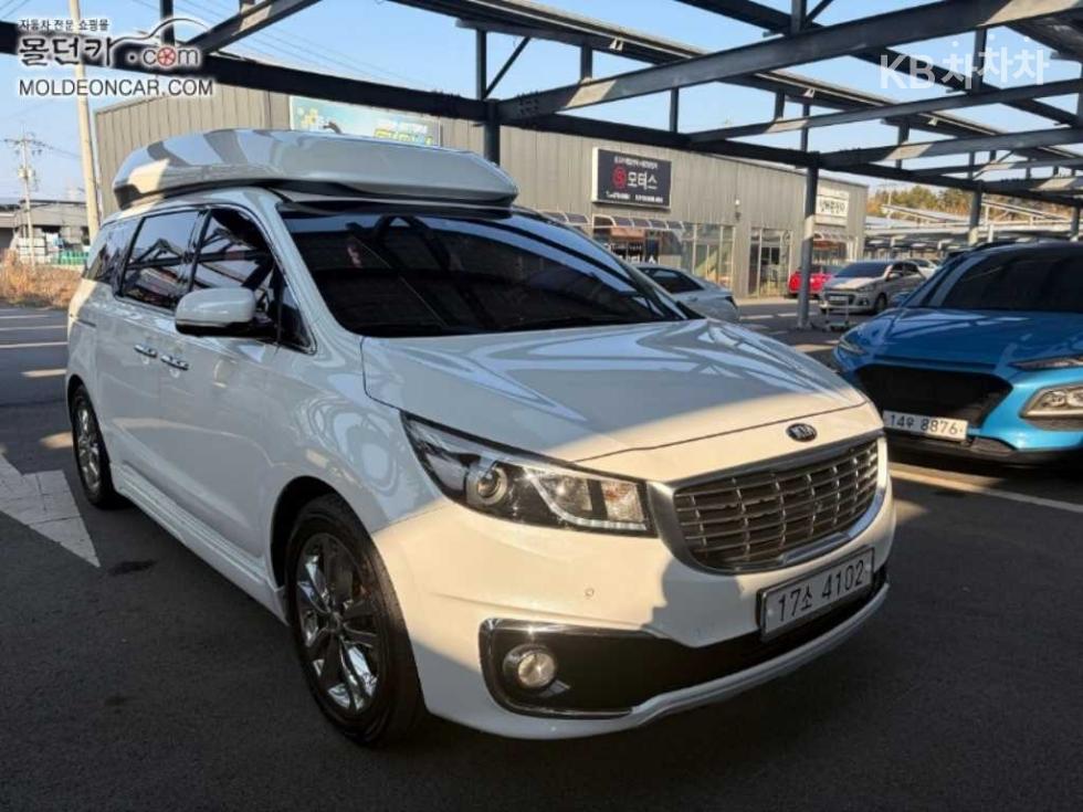 2017 - kia carnival