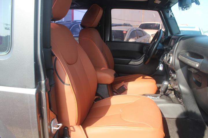 Jeep Wrangler 3.6 Sport JK 10