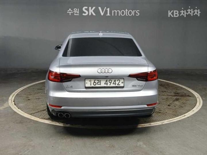 Audi A4 B9 35 TDI Premium 6