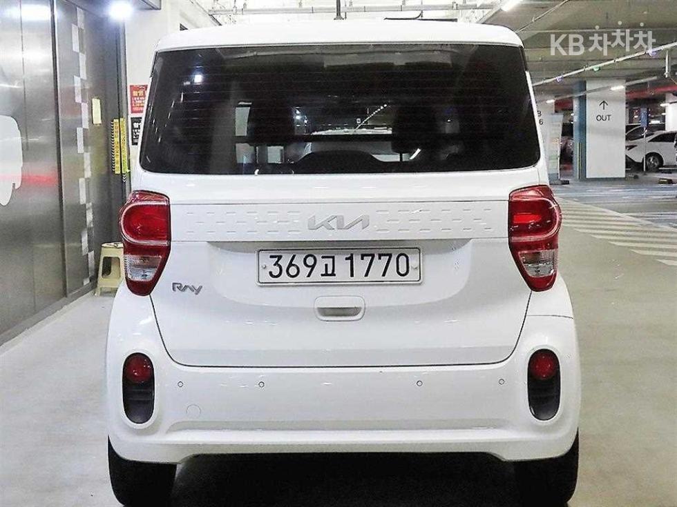 2022 - kia ray