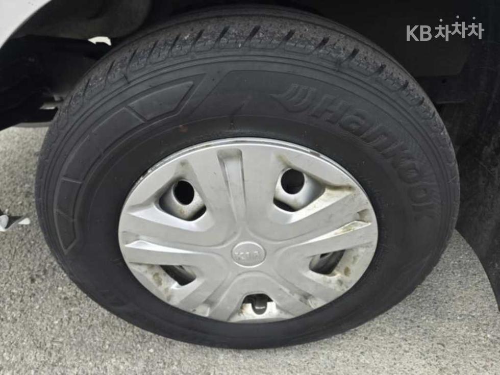 2022 - kia bongo iii