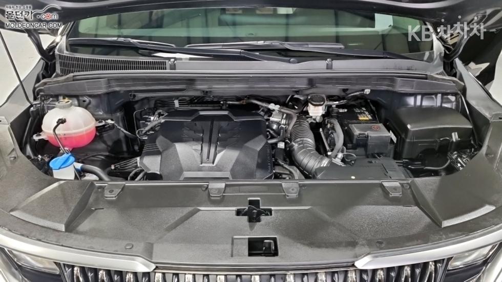 2022 - kia carnival