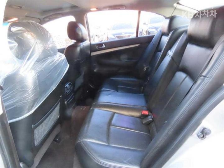Infiniti G G35 Sedan Premium 6
