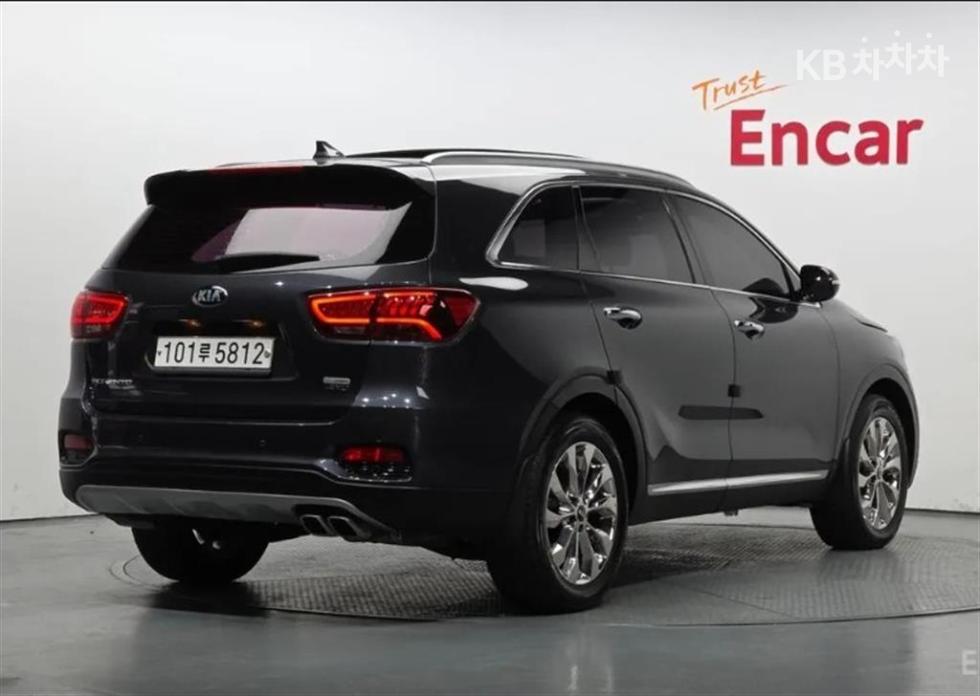 2019 - kia sorento