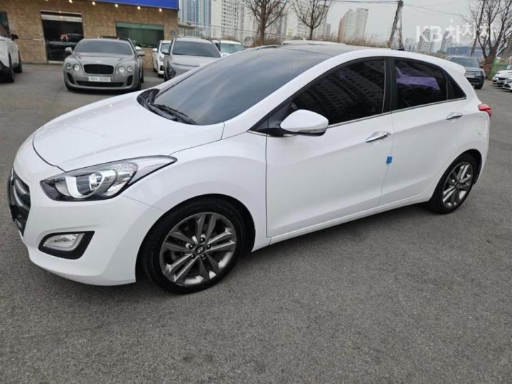Hyundai i30 1.6 VGT PYL 4