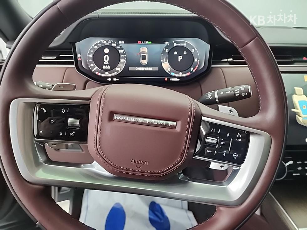 Land Rover Range Rover — miniaturë 9
