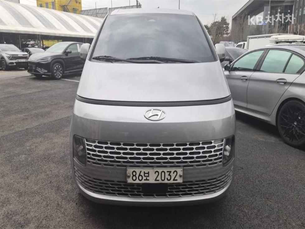 Hyundai 스타리아 카고 3.5 LPG 카고 5 모던 - фото 1