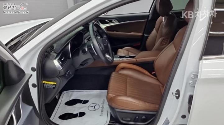 Genesis G70 2.0T AWD Supreme 10