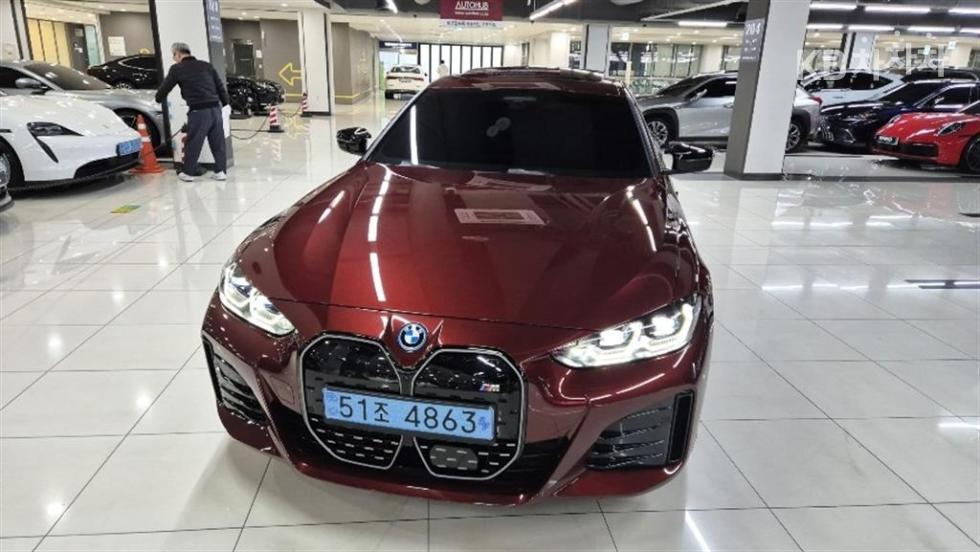 2024 bmw i4