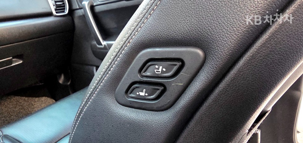 2020 - kia sportage