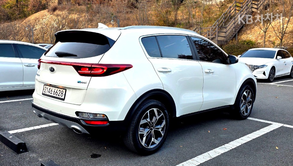 2020 - kia sportage