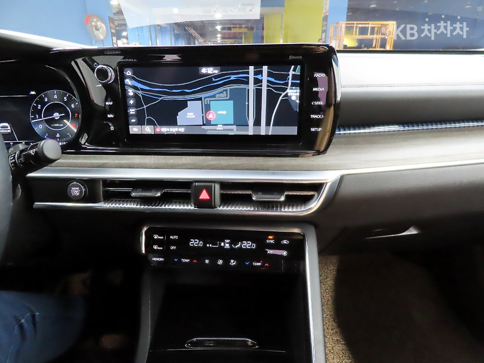 2021 - kia k5